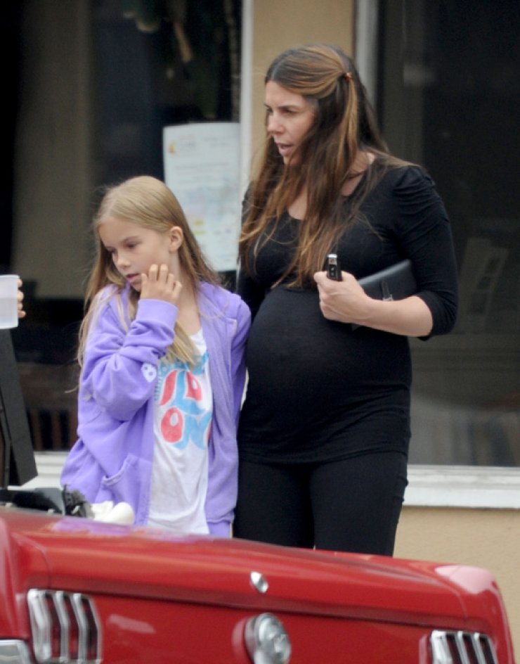 Ποιος διάσημος σταρ του Hollywood ετοιμάζεται να γίνει πατέρας; [εικόνες]