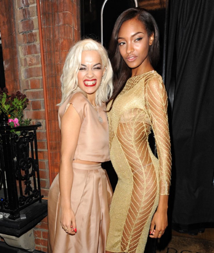 H Rita Ora στις γυναίκες της χρονιάς!