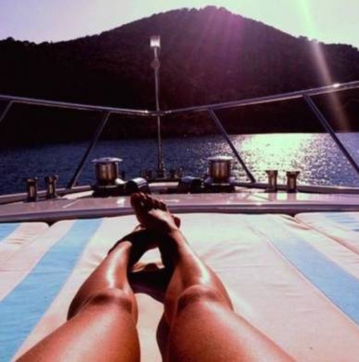 Αυτό το κορμί χαίρεται ο... 