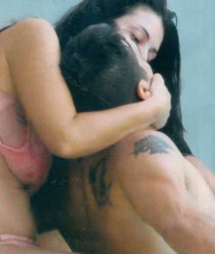 Ερωτικά φιλιά πριν τις βουτιές τους!