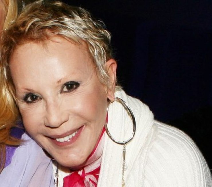 Ζωή Λάσκαρη: Ποιες ηθοποιούς της νέας γενιάς λατρεύει; 