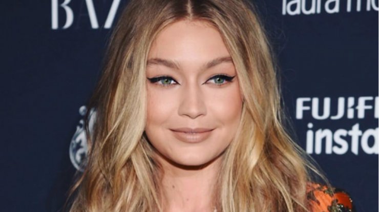 Τα μυστικά της Gigi Hadid για τέλειες κυματιστές μπούκλες