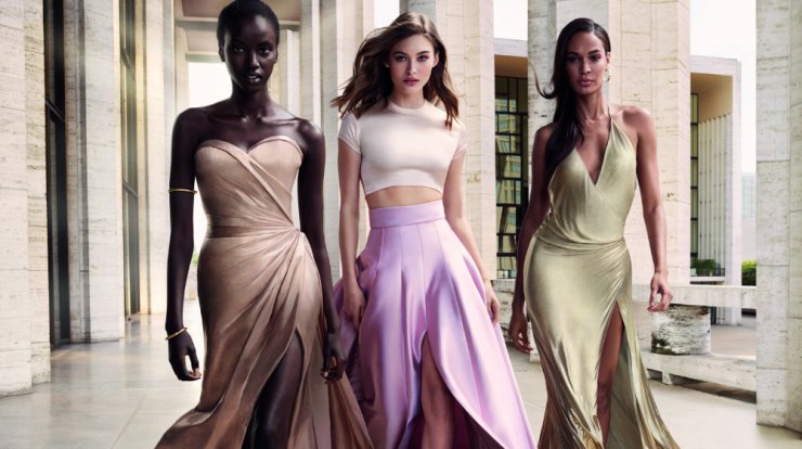 Ένα φον ντε τεν που προσφέρει απόλυτα φυσικό αποτέλεσμα και ανάλαφρη σύνθεση