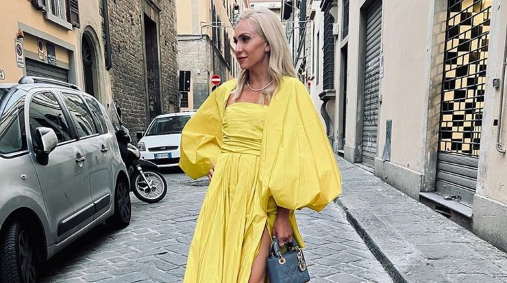 Καλεσμένη σε γάμο; 6 κομψά χτενίσματα της Άντιας Στυλιανού που θα σε εμπνεύσουν