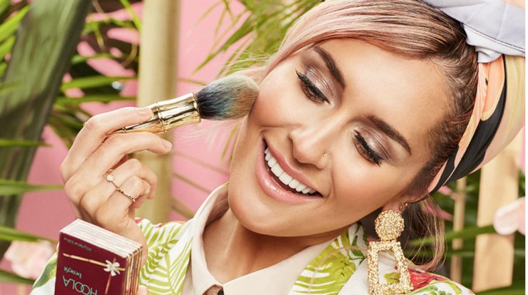 Benefit: Τα "παιχνιδιάρικα" προϊόντα ομορφιάς έφτασαν στην Κύπρο!