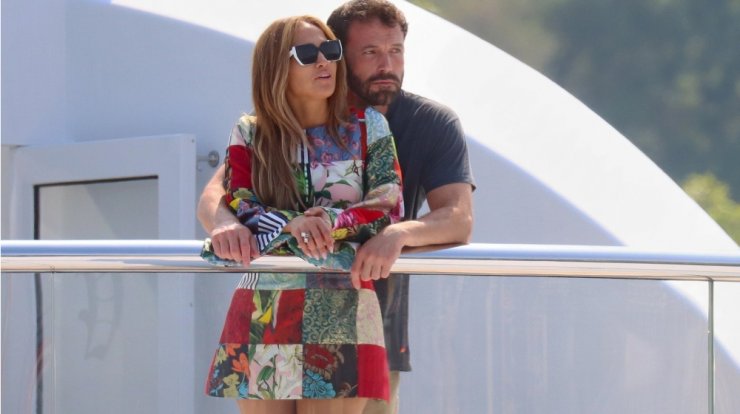 JLo: Το πανάκριβο δώρο που της πρόσφερε ο Ben Affleck για τα γενέθλιά της [εικόνα]