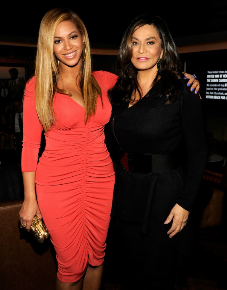 Διάσημες γυναίκες που μοιάζουν με τις μητέρες τους!