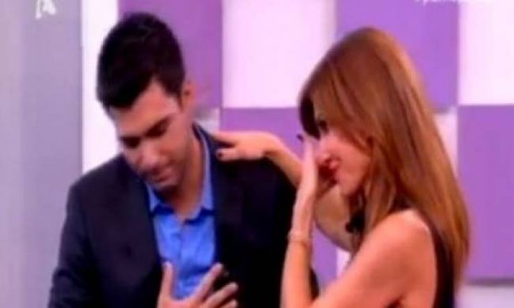  Δείτε την Χατζηβασιλείου να αποχαιρετά με δάκρυα στα μάτια τον συνεργάτη της[video]