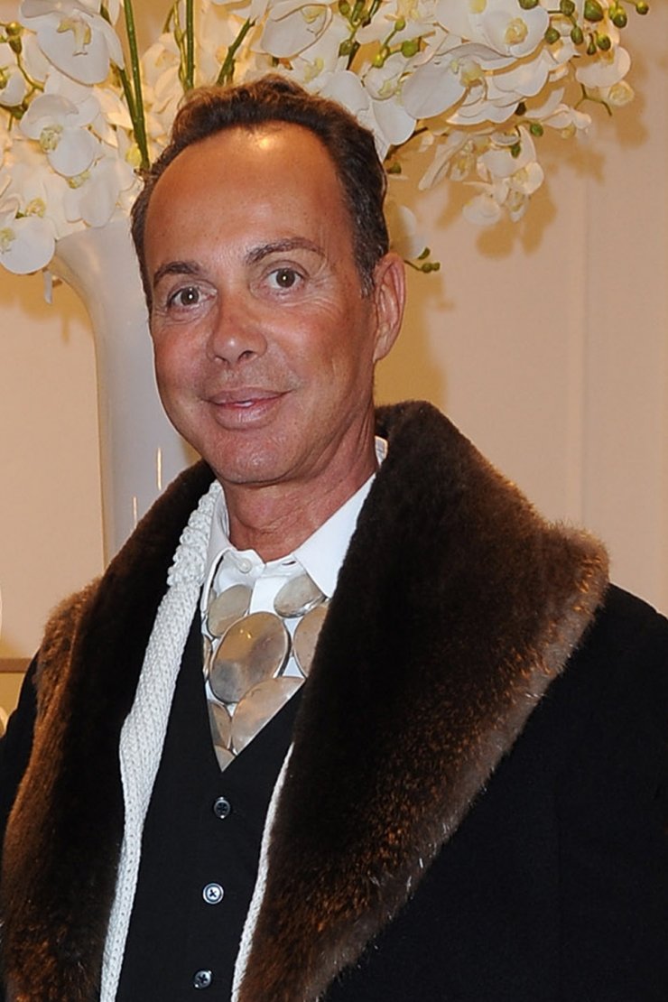 Λάκης Γαβαλάς: "Περνάω δύσκολα. Τρώω την τροφή του σκύλου μου καμιά φορά"  [βίντεο]