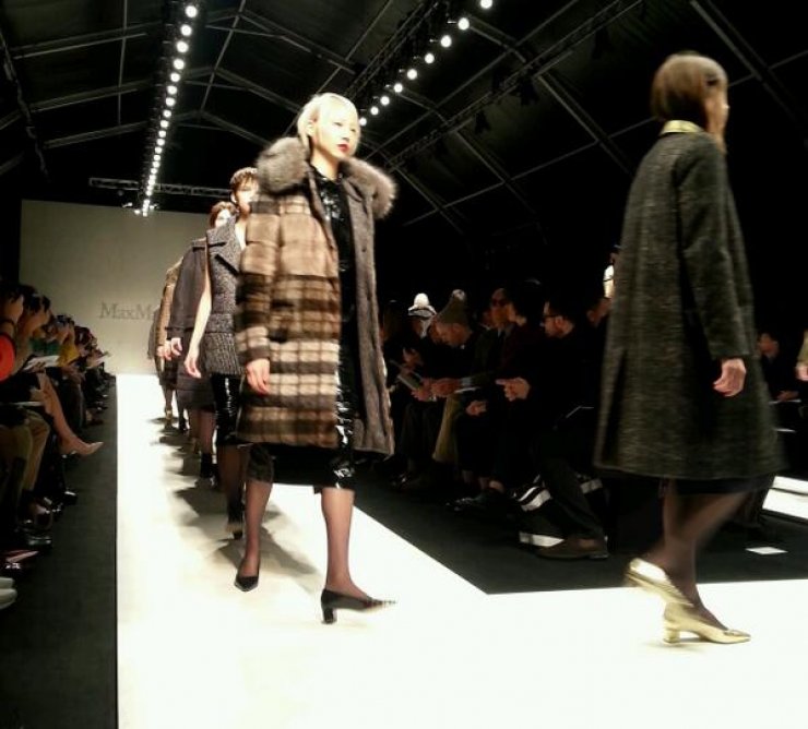Tο fashion show της Max Mara στο MFW [εικόνες]