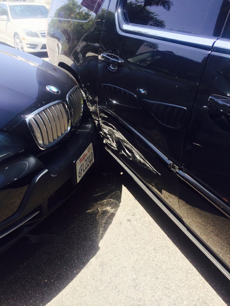 O Justin Bieber ενεπλάκη σε τροχαίο [εικόνες]