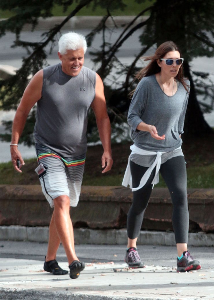 Με ποιον κάνει jogging η Jessica Biel; [εικόνες]