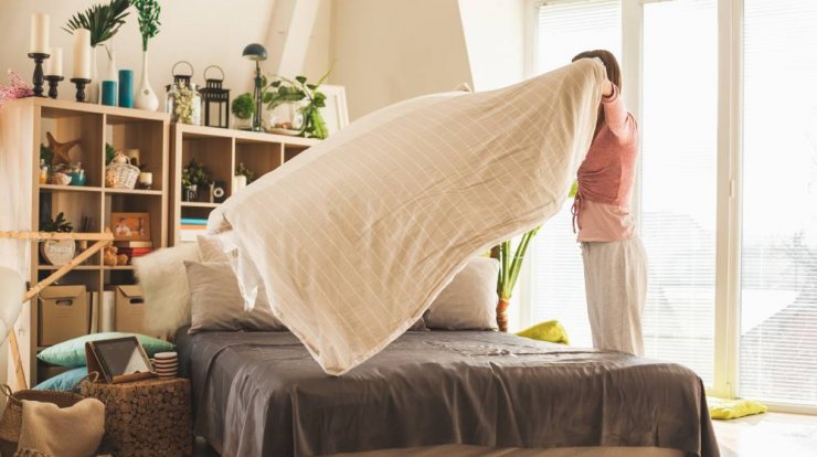 3 λόγοι για τους οποίους καθαρίζω το στρώμα μου μία φορά τον χρόνο