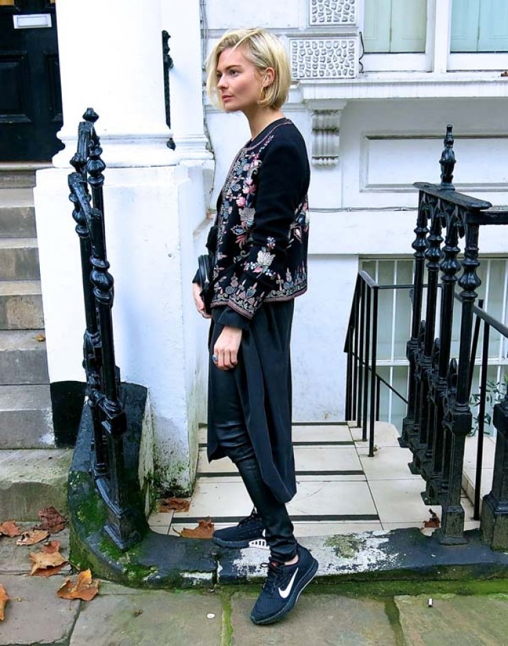 To style tip της ημέρας: Είναι τα sneakers boho;