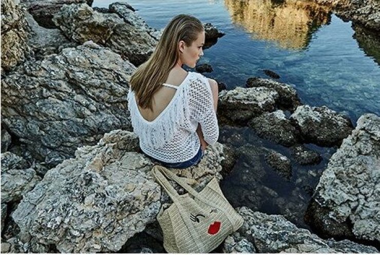 H Stradivarius σε καλεί σε ένα καλοκαιρινό ταξίδι με boho αισθητική!