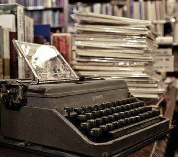 Παζαράκι μεταχειρισμένου βιβλίου στη Λεμεσό
