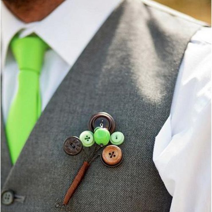 Εναλλακτικές μπουτονιέρες 