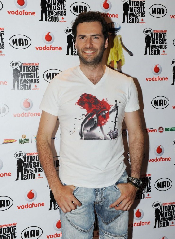 Παναγιώτης Μπουγιούρης: Μετακομίζει μόνιμα στην Κύπρο για τη Μενελάου