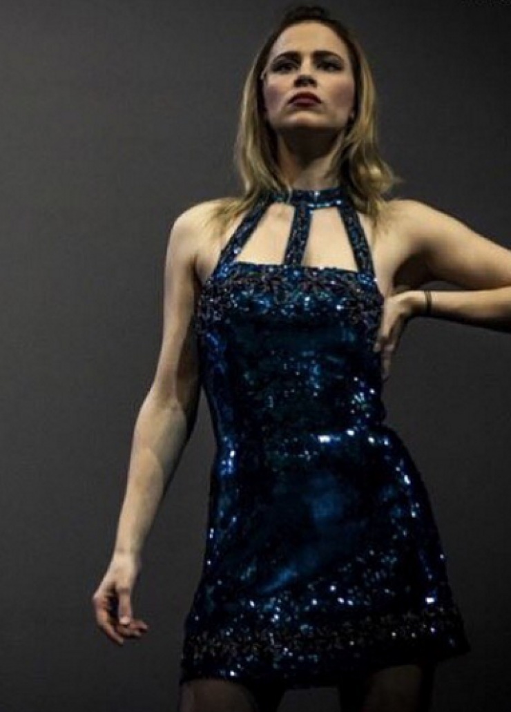 Νάντια Μπουλέ: Δείτε την γυμνή στο κρεβάτι!