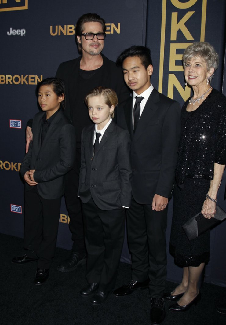 Συγκλονιστικό ανδρόγυνο look για την κόρη του Brad Pitt [εικόνες]