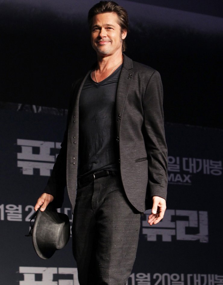 Έπεσε από τις σκάλες ο Brad Pitt: Δείτε πως έγινε το πρόσωπο του μετά το σοβαρό χτύπημα