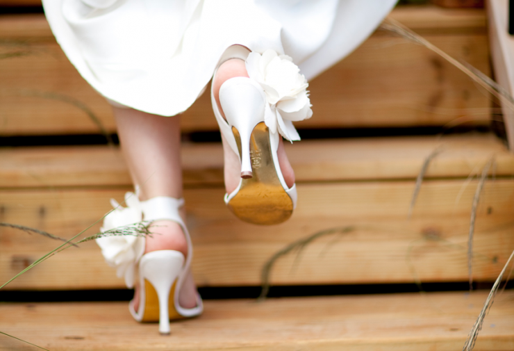 Nυφικά παπούτσια: Kανόνες αλλά και... διλήμματα