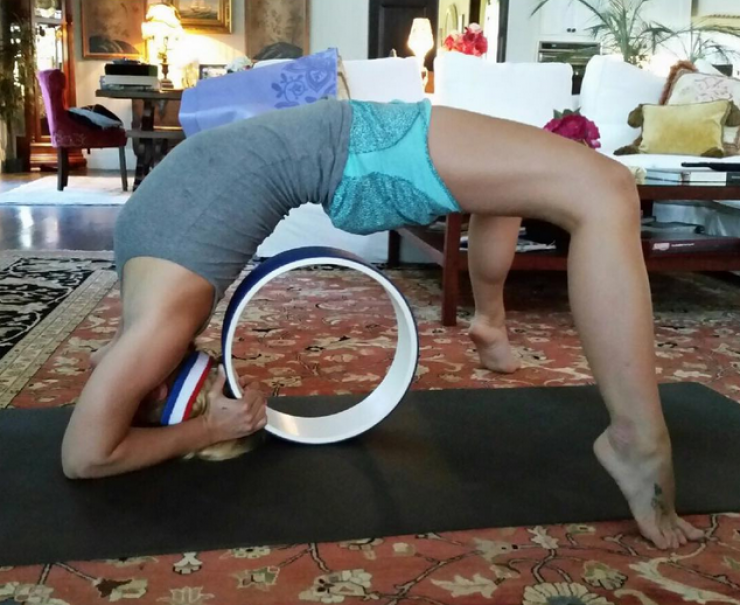 Διάσημη τραγουδίστρια αδυνάτισε και μας δείχνει τα κάλλη της!