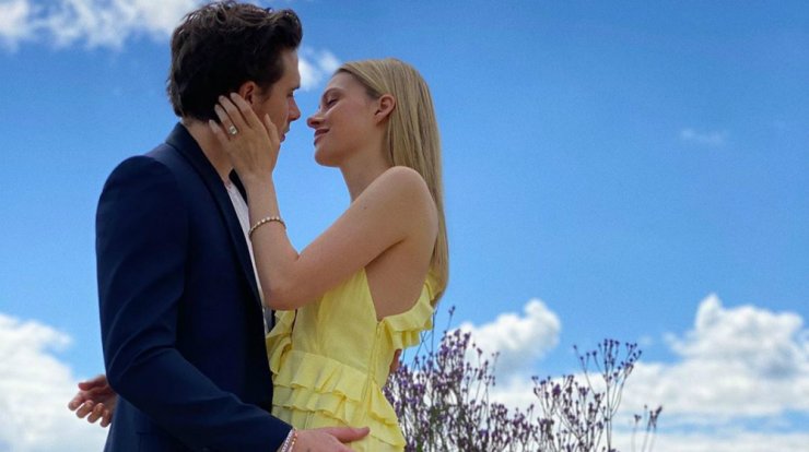 Brooklyn Βeckham: Στη δημοσιότητα οι εικόνες από την στιγμή που κάνει πρόταση γάμου στην αγαπημένη του