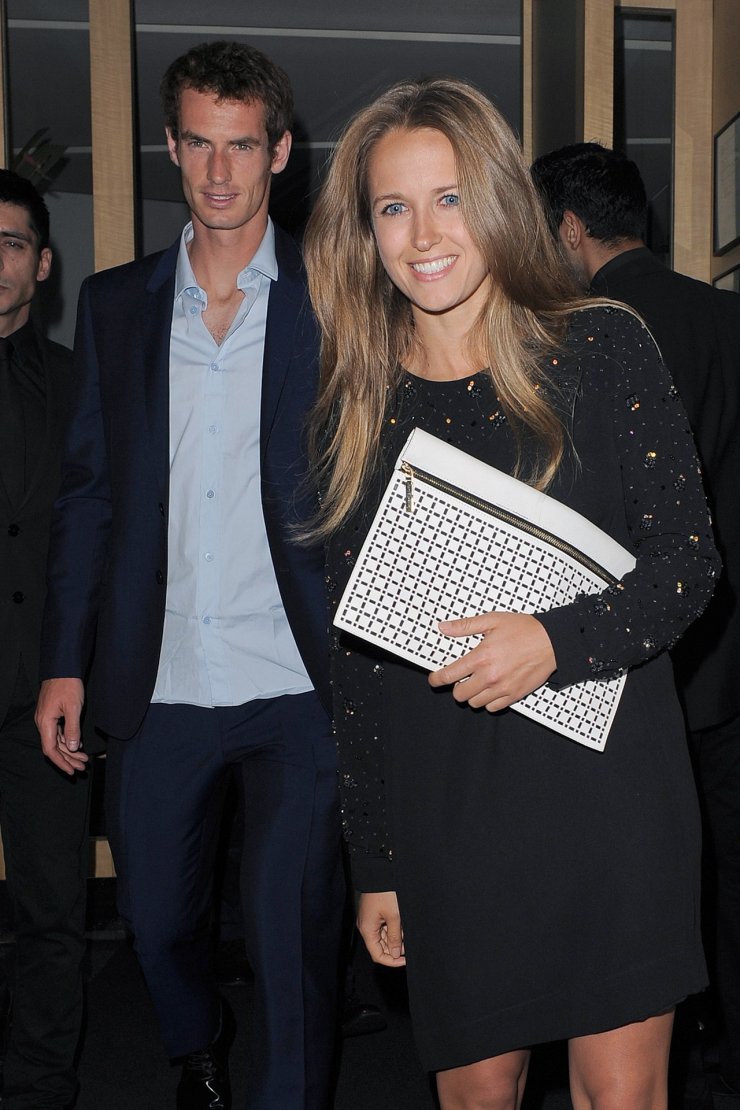 O οίκος Burberry πάει για το χρυσό