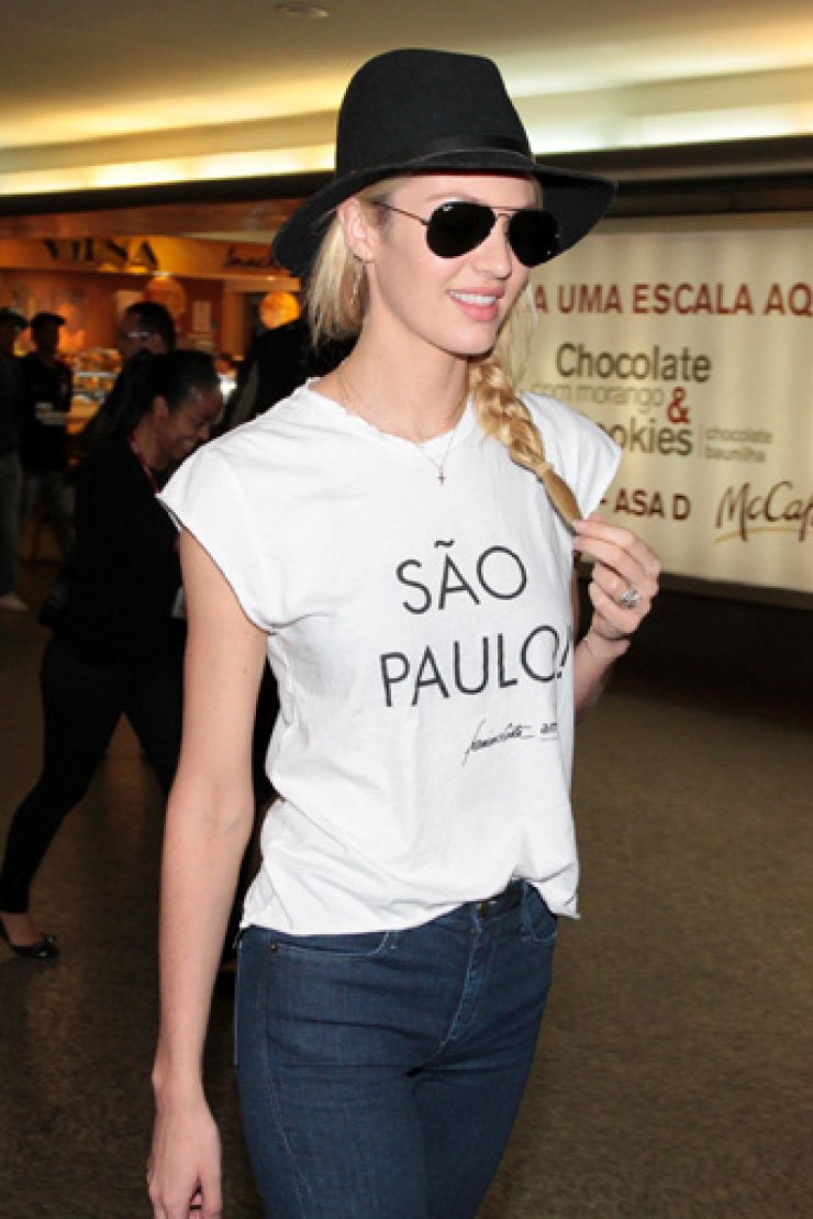 Τι κάνει η Candice Swanepoel στο Sao Paolo;
