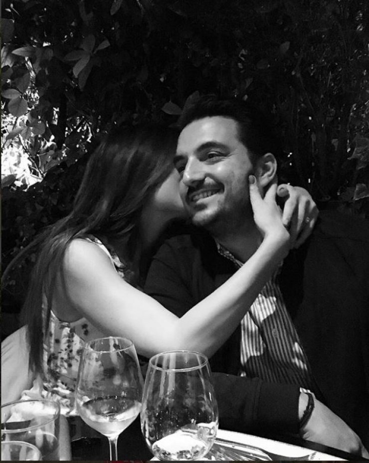 Φλορίντσα Πετρουτσέλη: Η τρυφερή εικόνα με τη νεογέννητη κορούλα της στην αγκαλιά της!