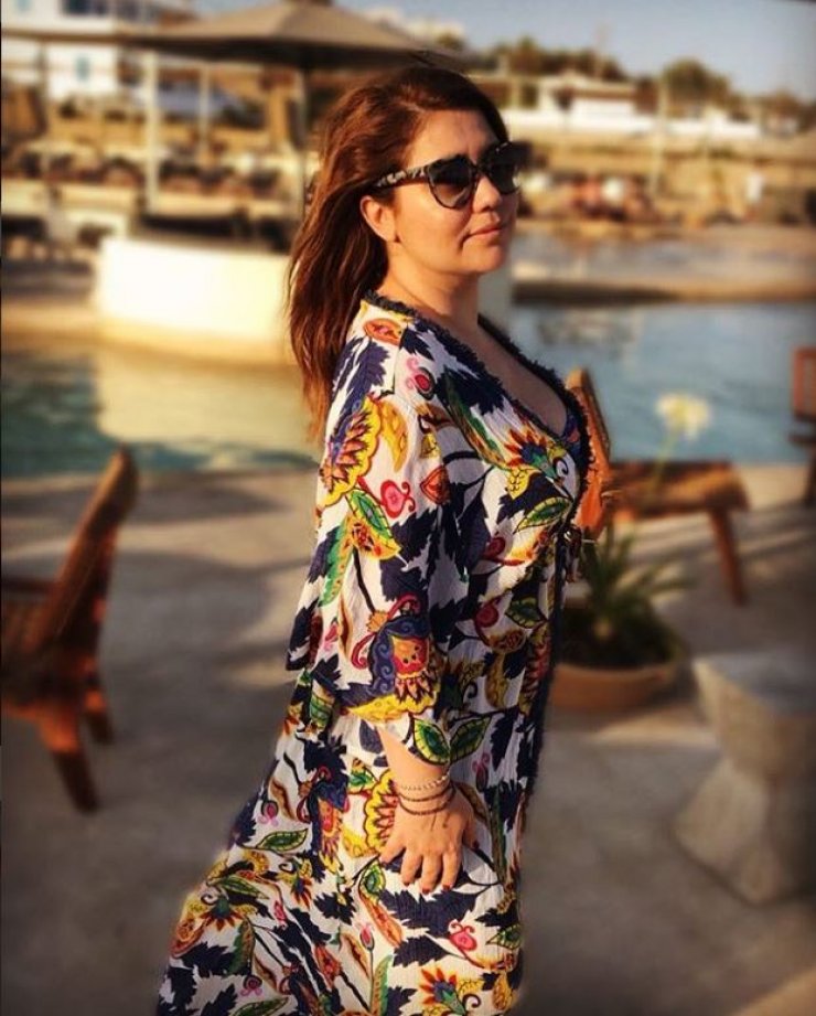 Μαριέλλα Σαββίδου: Ποζάρει με μπικίνι και μιλάει για το σώμα της! [εικόνες]