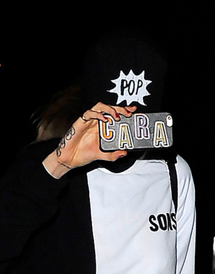 Ποια είναι η νέα κολλητή της Cara Delevigne; [εικόνες]