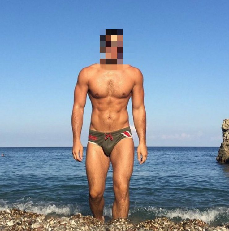 Πρόσωπο της κυπριακής τηλεόρασης αναστατώνει τα social media με τους κοιλιακούς του