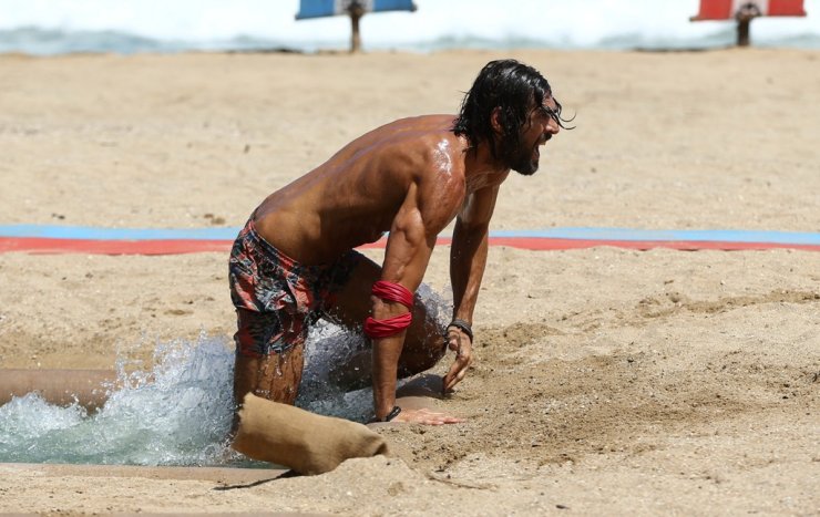 Χαμός στο "Survivor" μετά την μετακίνηση του Σπαλιάρα! Ανάβουν μεταξύ τους τα αίματα όταν θα βρεθούν στο σημερινό αγώνισμα…