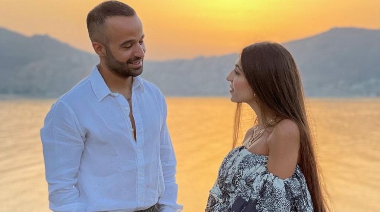 Θέλξια Βαλέρια Φραγκουδή: Αποκαλύπτει πώς ανακοίνωσε στο Χριστίνο Πίπη την εγκυμοσύνη της [βίντεο]