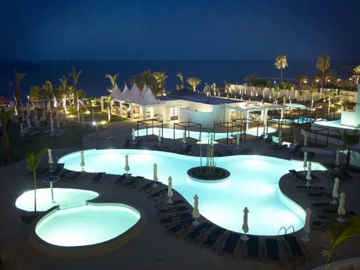 Άνοιξε το Sunrise Pearl Hotel & Spa