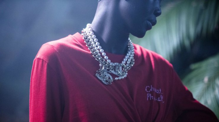 Chanel x Pharrell Williams: Δόθηκαν στην δημοσιότητα οι πρώτες εικόνες από την κολεξιόν