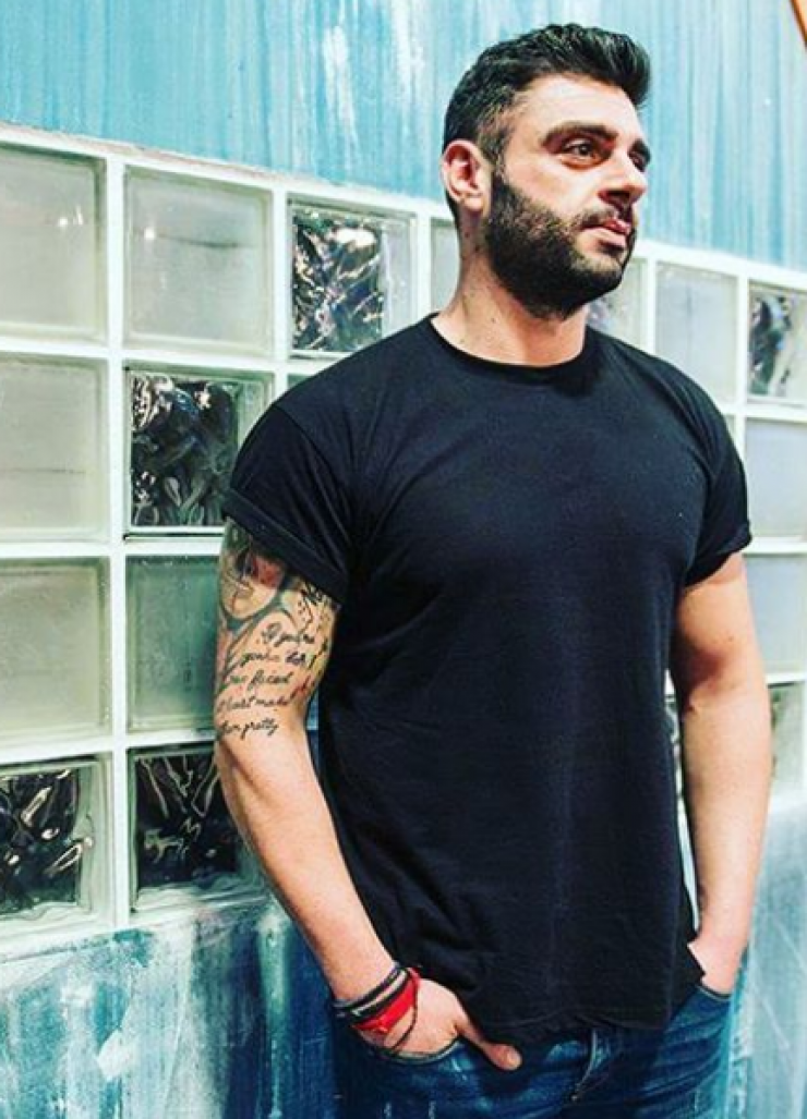 Αυτό σίγουρα είναι το πιο ερωτικό στιγμιότυπο του Χαράλαμπου Χατζηπροδρόμου με τη σύντροφό του! [βίντεο]