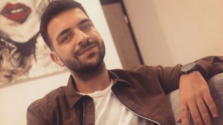 Χάρης Παπαθεοχάρους: Είδαμε το σαλόνι του νέου του σπιτιού και μείναμε άφωνοι! 