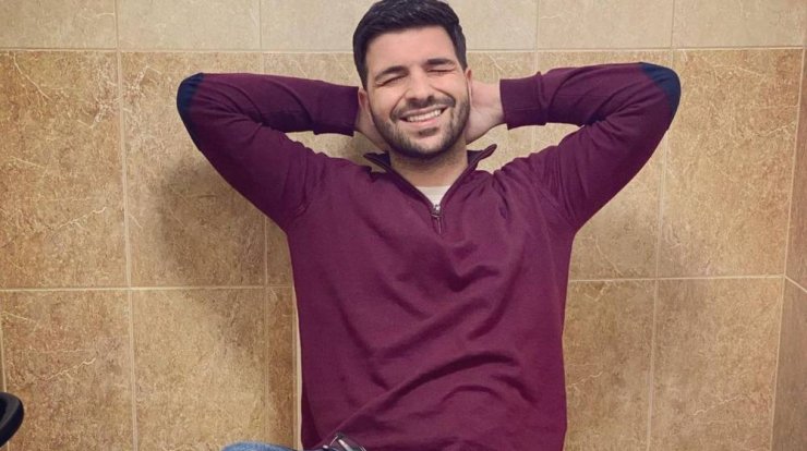 Χάρης Παπαθεοχάρους: Δείτε πως τρόλαρε τη σύντροφό του χθες βράδυ! [βίντεο]