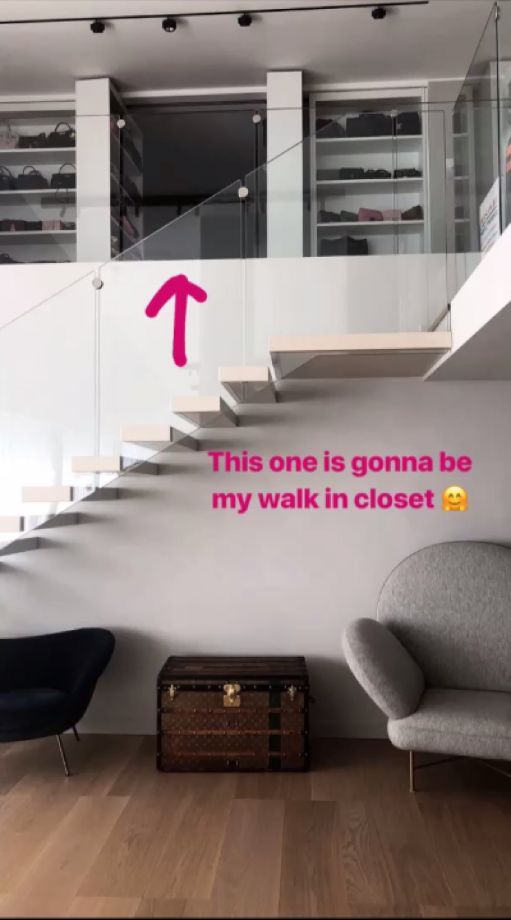 Wow! Θα τρίβετε τα μάτια σας με το καινούργιο σπίτι πασίγνωστης celebrity! [βίντεο]