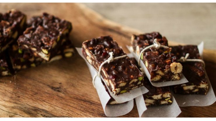 Μπάρες δημητριακών με σοκολάτα