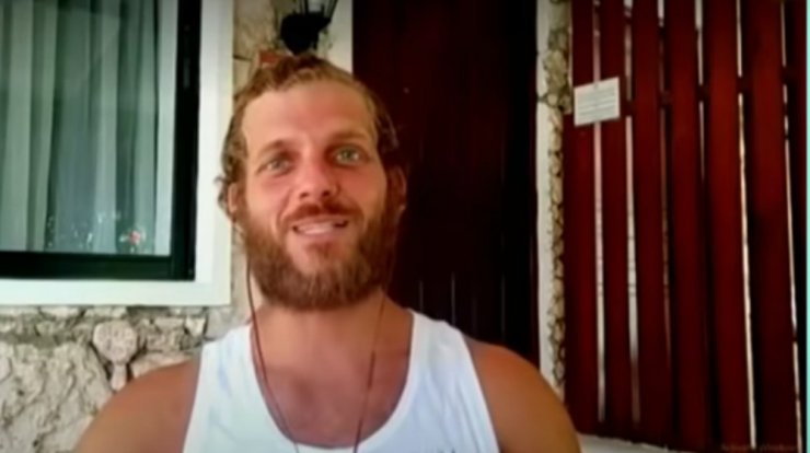 Τα "καρφιά" του Chris για Μαριαλένα και Σάκη: "Πιστεύω πως θα τα ξαναβρούν μέσα στο παιχνίδι"