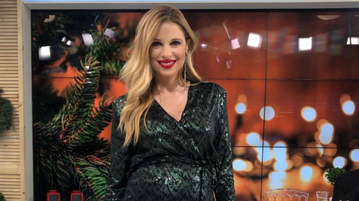 Χριστιάνα Αριστοτέλους: Το σύνολο με το οποίο πήγε στο γραφείο και εξέπληξε ευχάριστα τους συναδέλφους της 