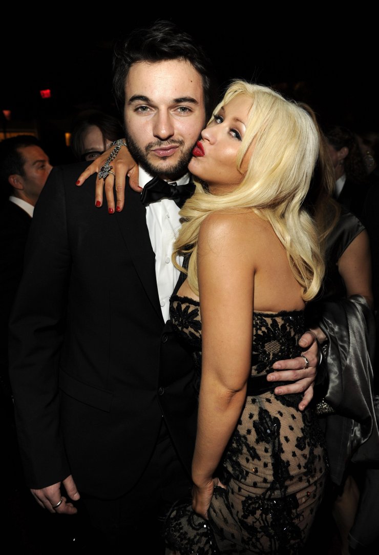 Δείτε την υπερπολυτελή έπαυλη που διαμένουν στην Κύπρο η Christina Aguilera και ο σύντροφός της!