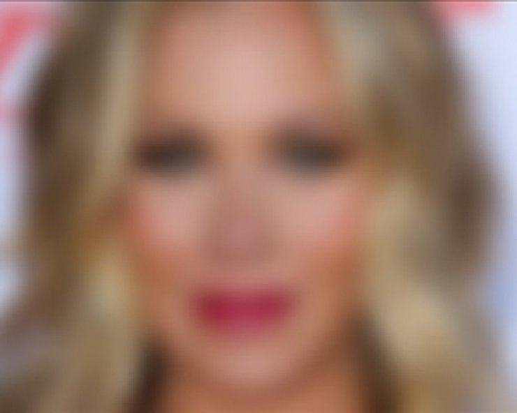 Μετά την Jolie,κι άλλη διάσημη ηθοποιός μιλά για τα «οφέλη» της διπλής μαστεκτομής που υπεβλήθη