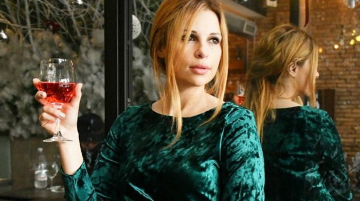 Χριστιάνα Αριστοτέλους: Αποκάλυψε τι κάνουν με τον σύζυγό της όταν βγαίνουν έξω! 