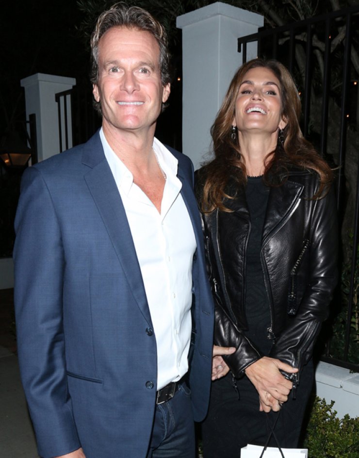 Cindy Crawford: Ερωτευμένη με το άντρα της ζωής της [εικόνες]