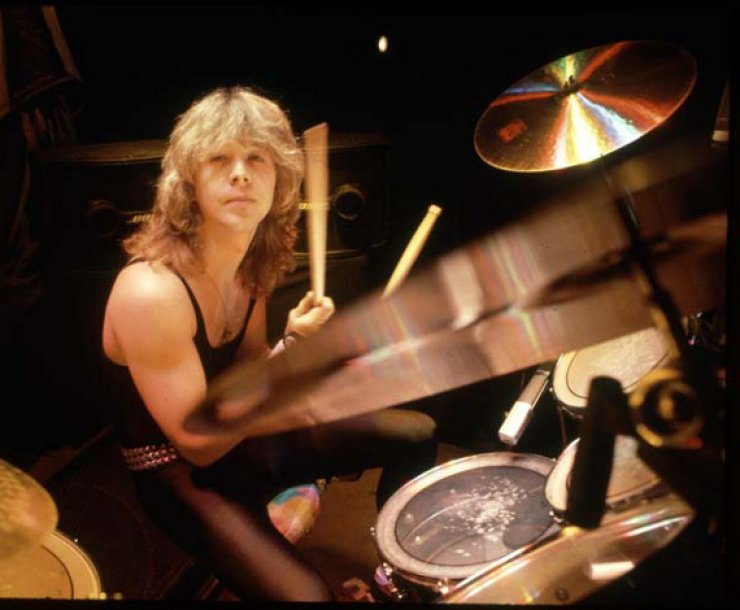 Νεκρός στα 56 του ο πρώην ντράμερ των Iron Maiden